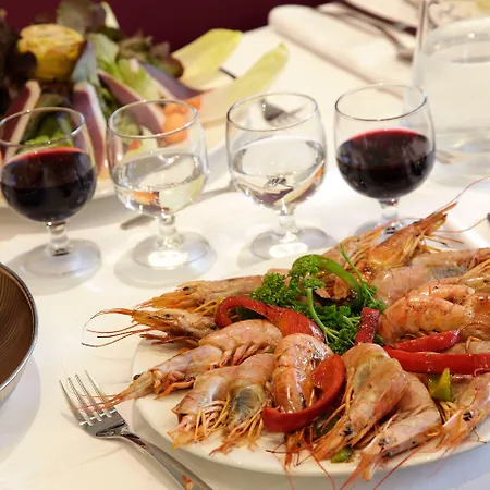 Szálloda Le Mediterranee Lourdes