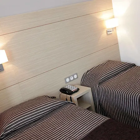 Le Mediterranee Szálloda Lourdes