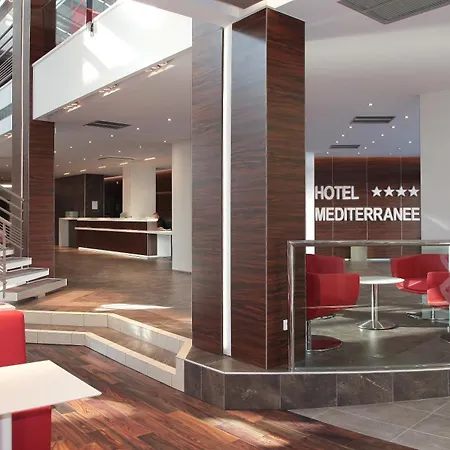 Отель Le Mediterranee 4*
