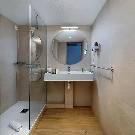 Le Mediterranee Отель 4*