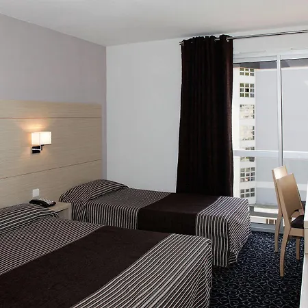 Le Méditerranée 4*