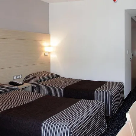 Le Mediterranee 4* Лурд