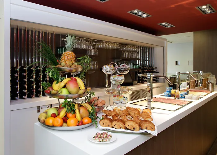 Le Mediterranee Hotel Lourdes