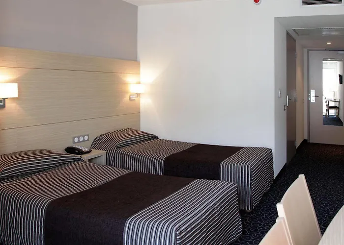 Le Mediterranee 4* Lourdes