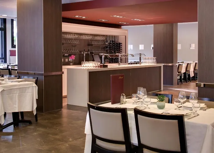 Le Méditerranée 4*