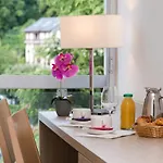 Le Mediterranee Hotel