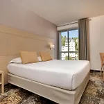 Le Mediterranee Hotel